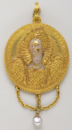 Danger Averted medal of 1589 of Queen Elisabeth I – Nicholas Hilliard, miniaturist and engraver (1547-1619) – End 16th century – Gold, enamel and baroque pearls