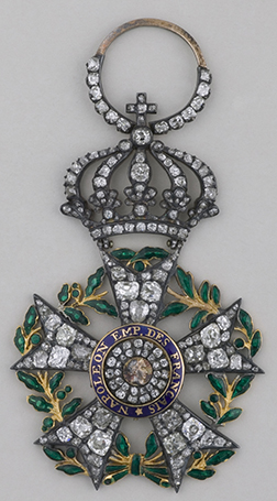 Jewel insignia of the Legion of Honor Circa 1810 – Gold, enamel, diamonds and emeralds